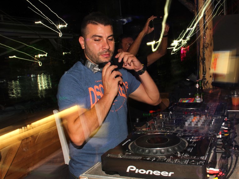 Detonate The Bomb at Santa Preri